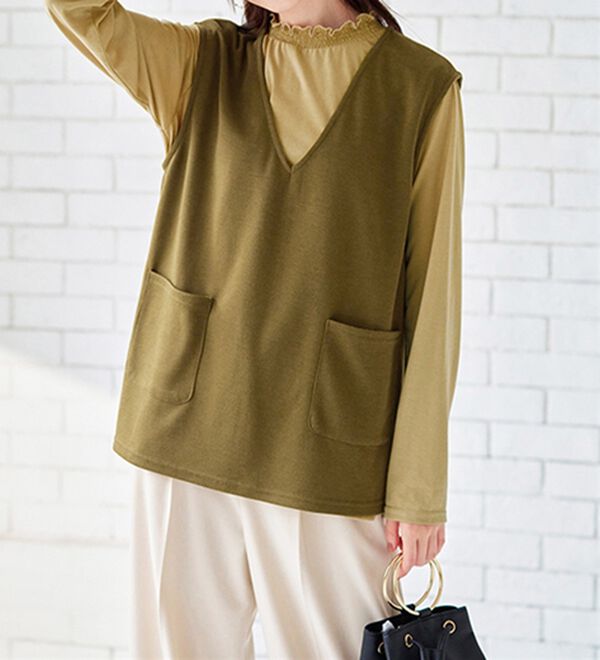 BELLUNA（ベルーナ）の「シャーリング衿ベストアンサンブル（アンサンブル）」｜詳細画像