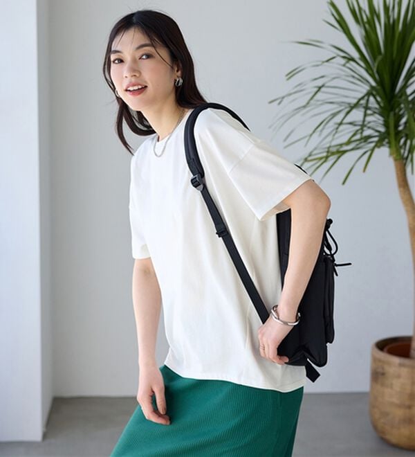 BELLUNA（ベルーナ）の「シュッと体型カバー！コクーンTシャツ（カットソー）」｜詳細画像