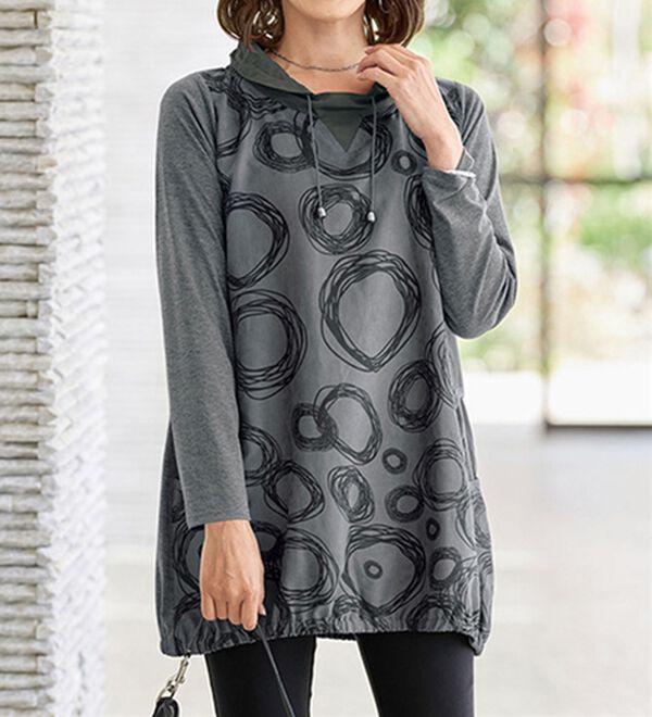 BELLUNA（ベルーナ）の「異素材切替プリントチュニック（チュニック）」｜チャコール系