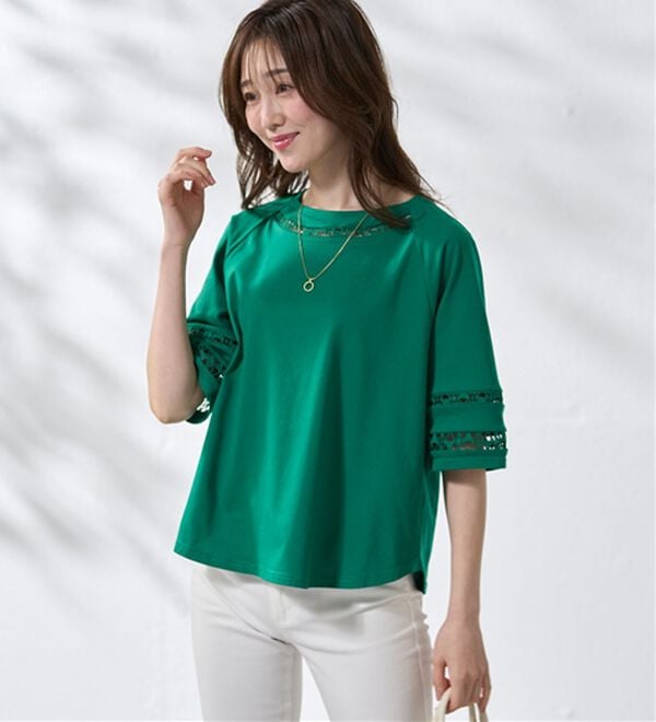 BELLUNA（ベルーナ）の「衿＆袖ハシゴレース使いプルオーバー（カットソー）」｜詳細画像