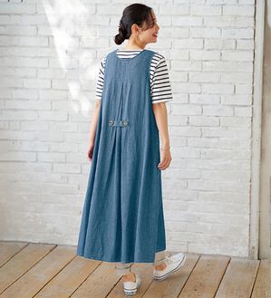 BELLUNA（ベルーナ）の「＜＆ｃｏｃｏｃｈｉ＞綿麻デニム素材ゆったりジャンパースカート（その他ワンピース）」｜サックス