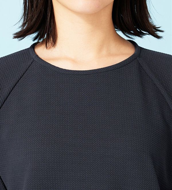 BELLUNA（ベルーナ）の「ポコポコ素材ランタンスリーブプルオーバー（カットソー）」｜詳細画像
