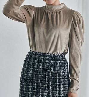 RANAN（ラナン）の「ベロアパワショルハイネックプルオーバー（カットソー）」｜ベージュ