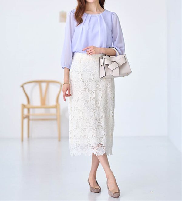 alotta（アロッタ）の「【５つの機能付】ひんやり！アクセ付シフォンタックブラウス（ブラウス）」｜詳細画像