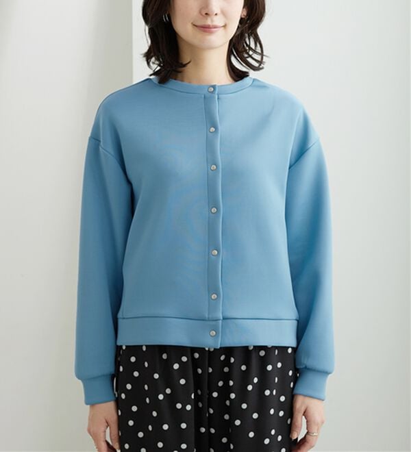 BELLUNA（ベルーナ）の「きれい見えスナップボタンカーディガン（ニットカーディガン）」｜詳細画像