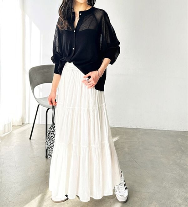 GeeRA（ジーラ）の「ゴールドボタンシアーカーディガン（ニットカーディガン）」｜詳細画像