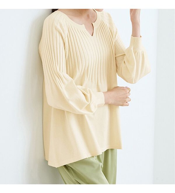 RANAN（ラナン）の「洗える！もちもちボリューム袖キーネックニット（チュニック）」｜詳細画像