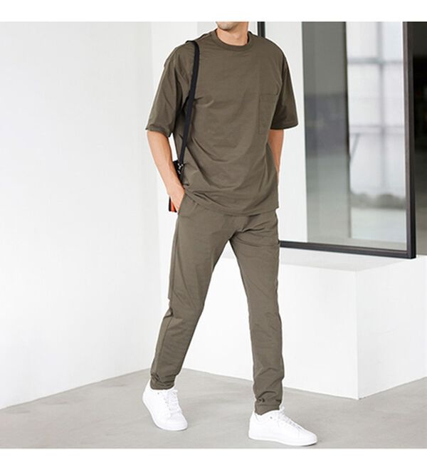 「部屋着に見せない！大人のきれいめＴシャツ・パンツ（メンズＴシャツ）」｜詳細画像