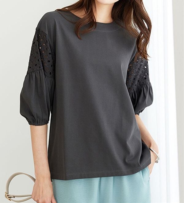 BELLUNA（ベルーナ）の「ボリューム袖レース切替プルオーバー（カットソー）」｜詳細画像