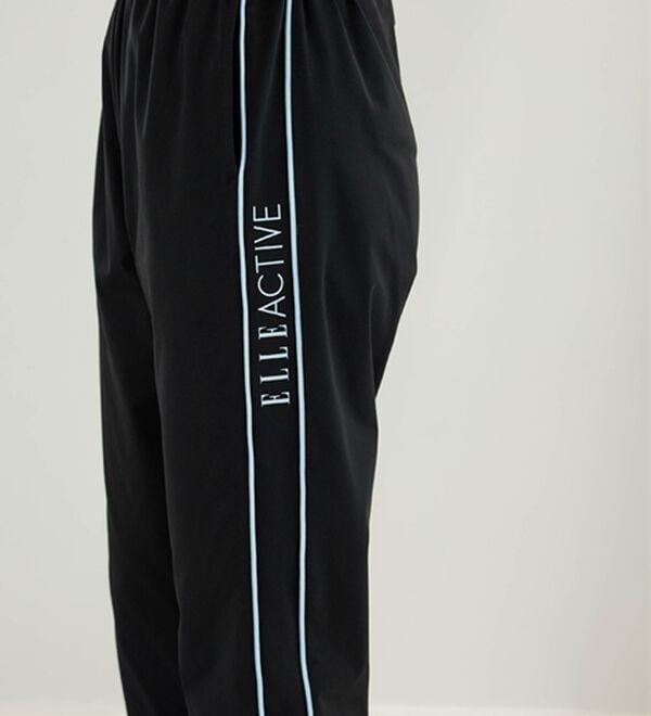 BELLUNA（ベルーナ）の「＜ＥＬＬＥ　Ａｃｔｉｖｅ＞綿タッチ素材クロップド丈ジャージパンツ（その他パンツ）」｜詳細画像