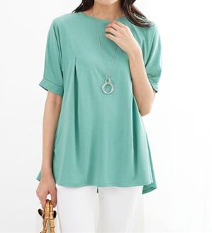 BELLUNA（ベルーナ）の「バックフレアーパフ袖プルオーバー（カットソー）」｜セージ