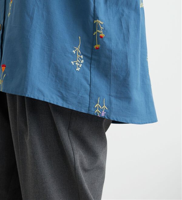 BELLUNA（ベルーナ）の「【Ｌａｇｒｉｌｕａ】花柄刺しゅうデザインチュニック（チュニック）」｜詳細画像