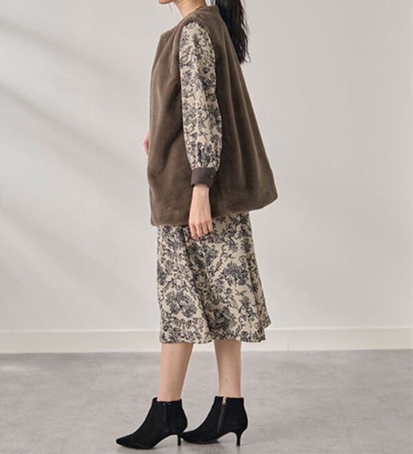 BELLUNA（ベルーナ）の「ホック付き！着映えるファーベスト（ベスト）」｜詳細画像