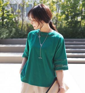 BELLUNA（ベルーナ）の「衿＆袖ハシゴレース使いプルオーバー（カットソー）」｜詳細画像