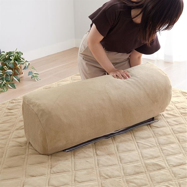 iellio（イエリオ）の「ゆったり・まったりクッション一体型ラグ　専用カバー（クッション・クッションカバー）」｜詳細画像
