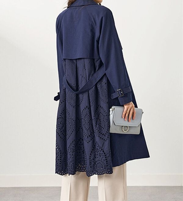 BELLUNA（ベルーナ）の「バックレースデザイン華やぎトレンチコート（ロングコート）」｜詳細画像