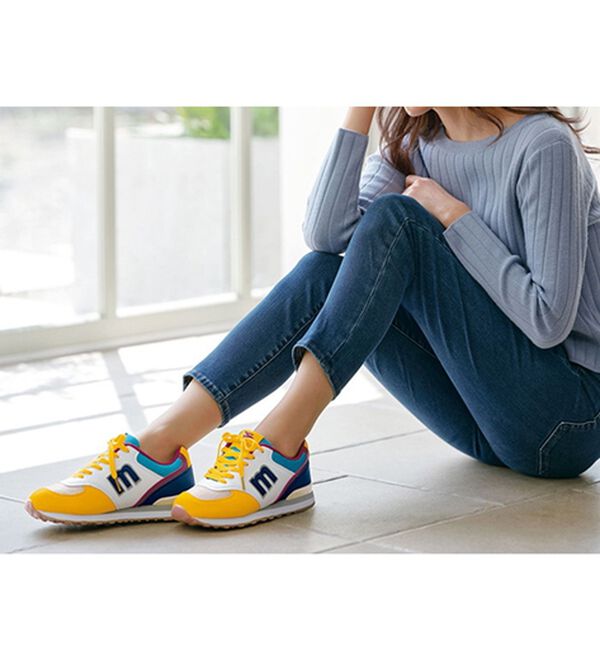 BELLUNA（ベルーナ）の「＜ｍｏｚ＞配色軽量ソールスニーカー（スニーカー）」｜詳細画像