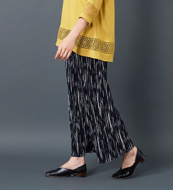 BELLUNA（ベルーナ）の「なめらか素材ゆったりプリーツパンツ（ワイドパンツ・ガウチョ）」｜詳細画像