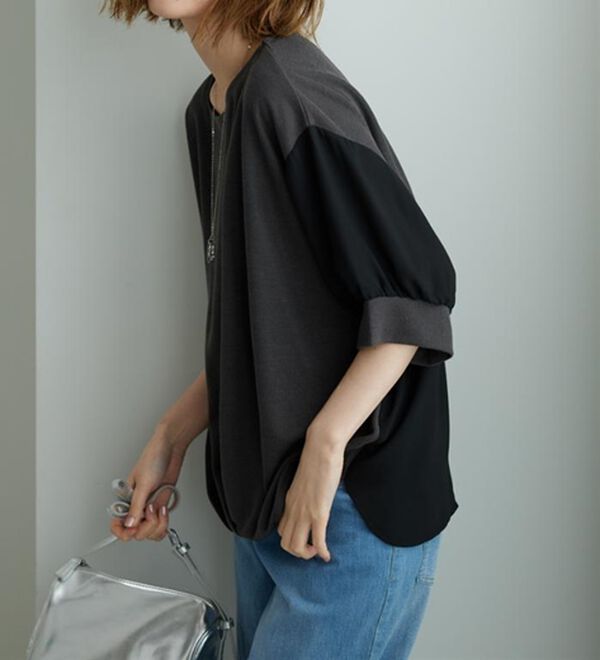 BELLUNA（ベルーナ）の「&ldquo;2点セット&rdquo;ネックレス付！異素材裾タックプルオーバー（カットソー）」｜詳細画像