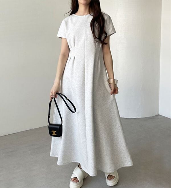 GeeRA（ジーラ）の「前後2WAYハーフジップフレンチ袖ワンピース（カットソーワンピース）」｜詳細画像