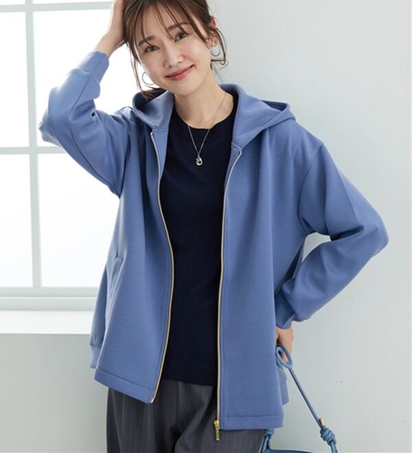 BELLUNA（ベルーナ）の「【快適Ｌａｂ．】とろみ素材裾タックパーカー（パーカー）」｜詳細画像