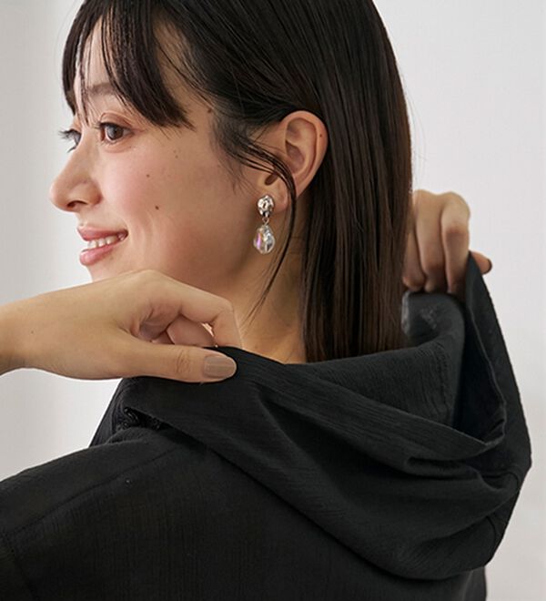 BELLUNA（ベルーナ）の「《ＨｕｇＲｅａｍコットン》冷房対策パーカー（パーカー）」｜詳細画像