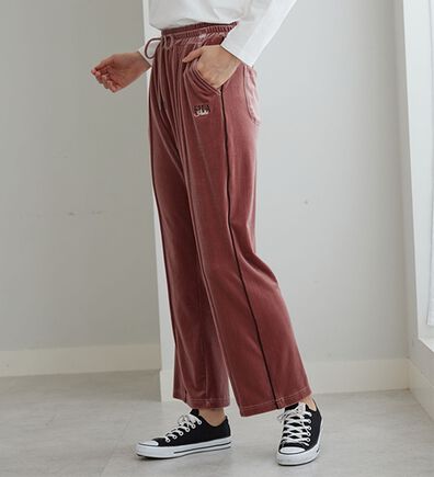 BELLUNA（ベルーナ）の「＜ＦＩＬＡ＞ベロア素材配色使いパンツ（その他パンツ）」