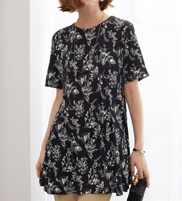 BELLUNA（ベルーナ）の「【接触冷感】フレアーシルエットプリントチュニック（チュニック）」｜詳細画像