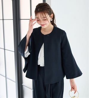 RANAN（ラナン）の「【２点セット】防しわ！洗える！ケープライクジャケットセットアップ（パンツスーツ）」｜ネイビーブラック