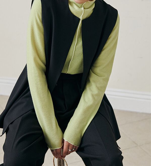 RANAN（ラナン）の「前後２ＷＡＹ！メロウ使いニットソーフリルプルオーバー（カットソー）」｜詳細画像