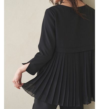 RANAN（ラナン）の「楽ちんキレイ見え！バックプリーツセットアップ（ブラウススーツ）」