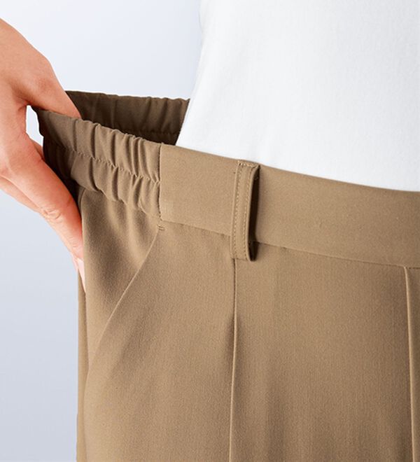 BELLUNA（ベルーナ）の「サマ見え（Ｓ）美脚タック使いワイドパンツ（ワイドパンツ・ガウチョ）」｜詳細画像