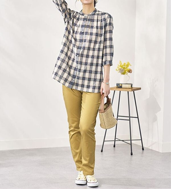 BELLUNA（ベルーナ）の「綿１００％刺しゅうデザインシャツ（シャツ）」｜詳細画像