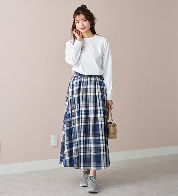 BELLUNA（ベルーナ）の「夏でも着られる強撚綿１００％長袖プルオーバー（カットソー）」｜詳細画像