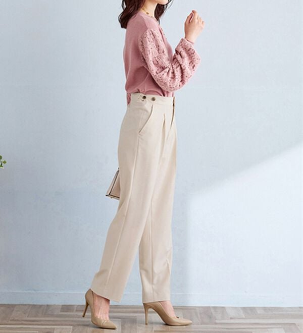 BELLUNA（ベルーナ）の「こっそりおなかがラクラク！ボタン使いウエスト調整テーパードパンツ（テーパードパンツ）」｜詳細画像