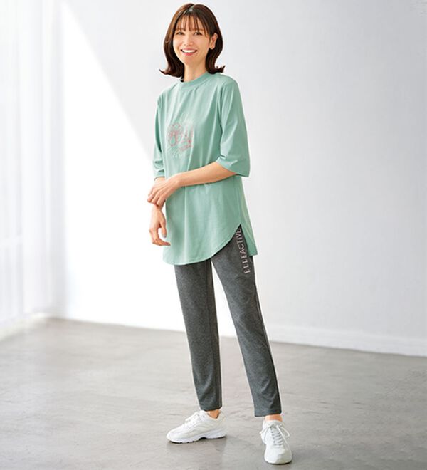 BELLUNA（ベルーナ）の「＜ＥＬＬＥ　Ａｃｔｉｖｅ＞多機能ロゴプリントチュニック（チュニック）」｜詳細画像
