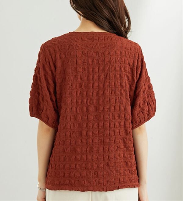 BELLUNA（ベルーナ）の「ポコポコ素材裾ドロストプルオーバー（カットソー）」｜詳細画像