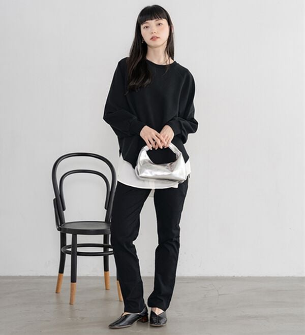 BELLUNA（ベルーナ）の「なめらかタッチ！もっちりん裾ラウンド短丈プルオーバー（カットソー）」｜詳細画像
