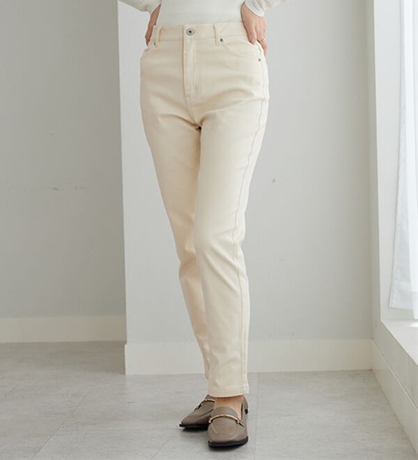 BELLUNA（ベルーナ）の「静電防止！蓄熱綿サテンストレッチカラーパンツ（フルレングスパンツ）」｜詳細画像