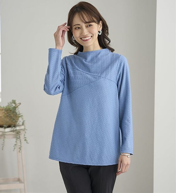 BELLUNA（ベルーナ）の「波柄ジャカード切替デザインプルオーバー（カットソー）」｜詳細画像