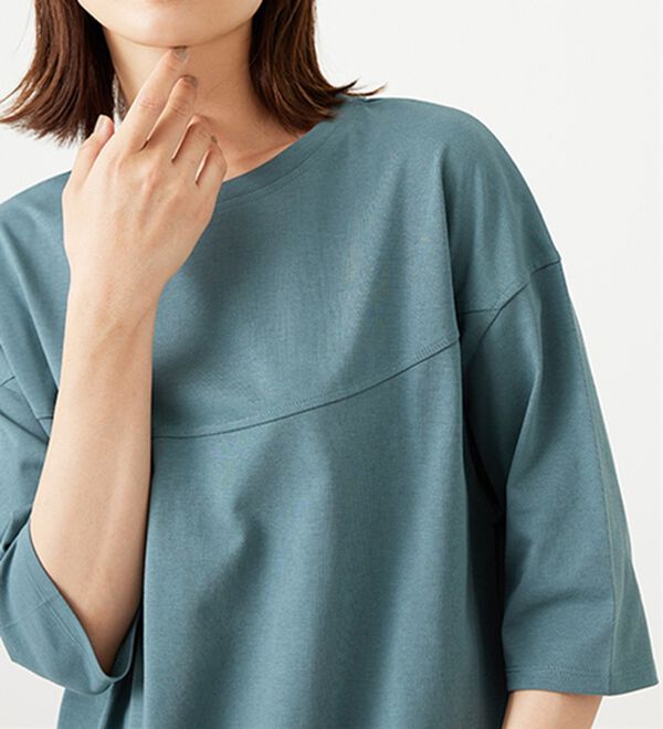 BELLUNA（ベルーナ）の「ヒンヤリ冷感！切替デザインプルオーバー（カットソー）」｜詳細画像