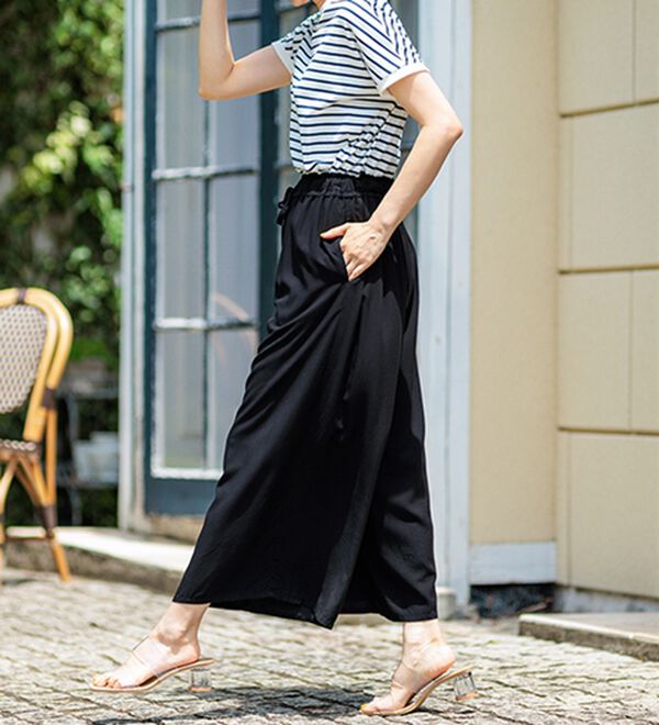 BELLUNA（ベルーナ）の「【接触冷感】レーヨン素材プリントワイドパンツ（ワイドパンツ・ガウチョ）」｜詳細画像