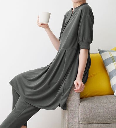 Viola e Viola（ヴィオラ エ ヴィオラ）の「やわらかパイルチュニックセットアップ（パジャマ・ルームウェア）」