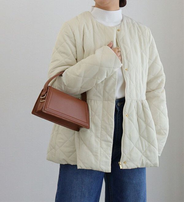 Pierrot（ピエロ）の「ノーカラーフレアキルティングブルゾン（ブルゾン）」｜詳細画像