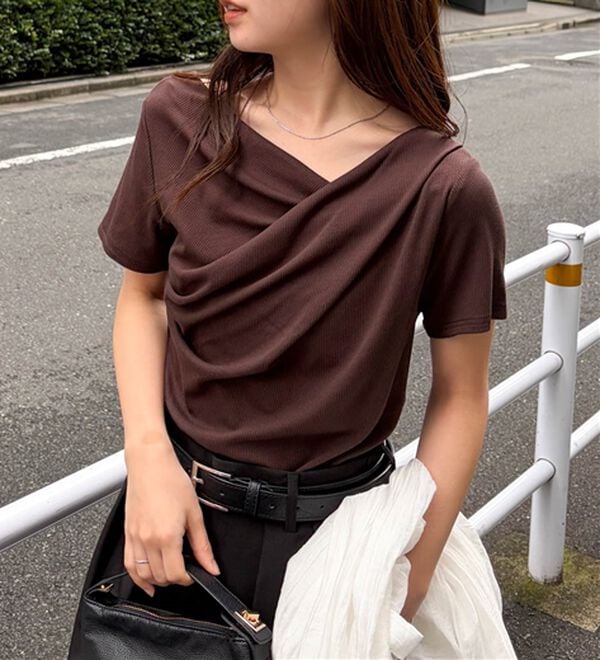 RANAN（ラナン）の「【ひんやり/UV対策】上品ドレープリブTシャツ（カットソー）」｜詳細画像