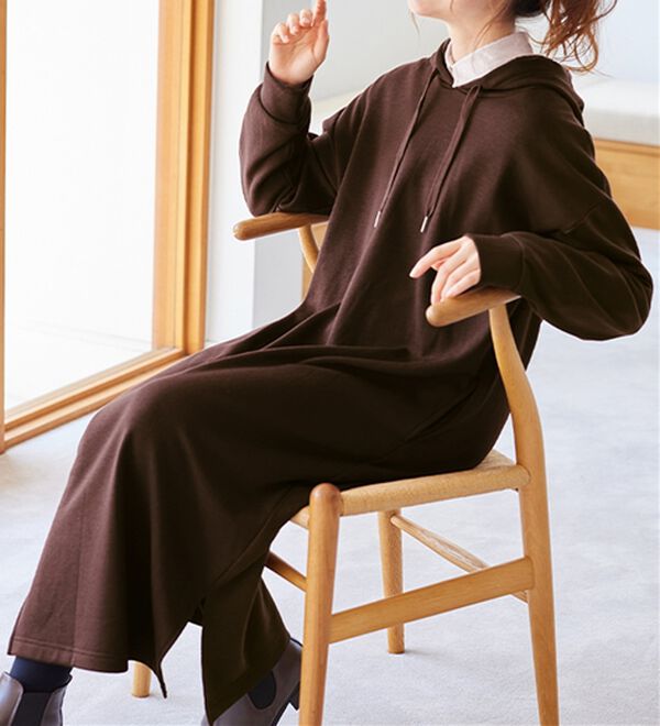 Viola e Viola（ヴィオラ エ ヴィオラ）の「【蓄熱保温】裏ファーマキシ丈ゆるパーカーワンピース（その他ワンピース）」｜詳細画像