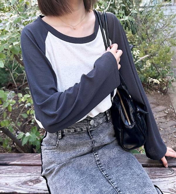 GeeRA（ジーラ）の「ラグラン切替配色スラブシアーカットソー（カットソー）」｜チャコールグレー