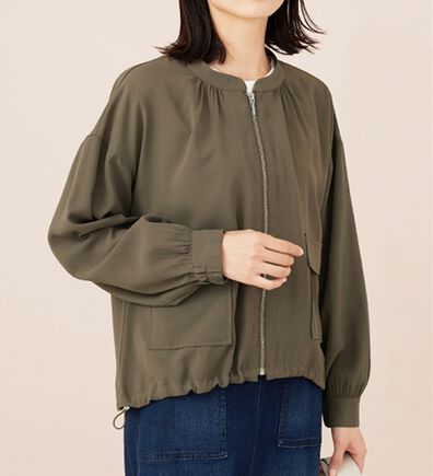 BELLUNA（ベルーナ）の「とろみ素材ポケットデザインブルゾン（ブルゾン）」