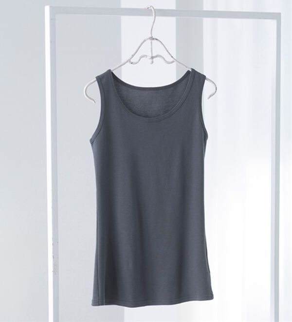 LAVIENNE（ラヴィエンヌ）の「下着に見えない！綿１００％アースカラータンク（肌着・インナーウェア）」｜チャコール