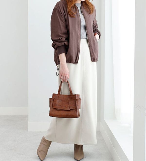 BELLUNA（ベルーナ）の「袖シャーリングデザインシアーブルゾン（ブルゾン）」｜詳細画像